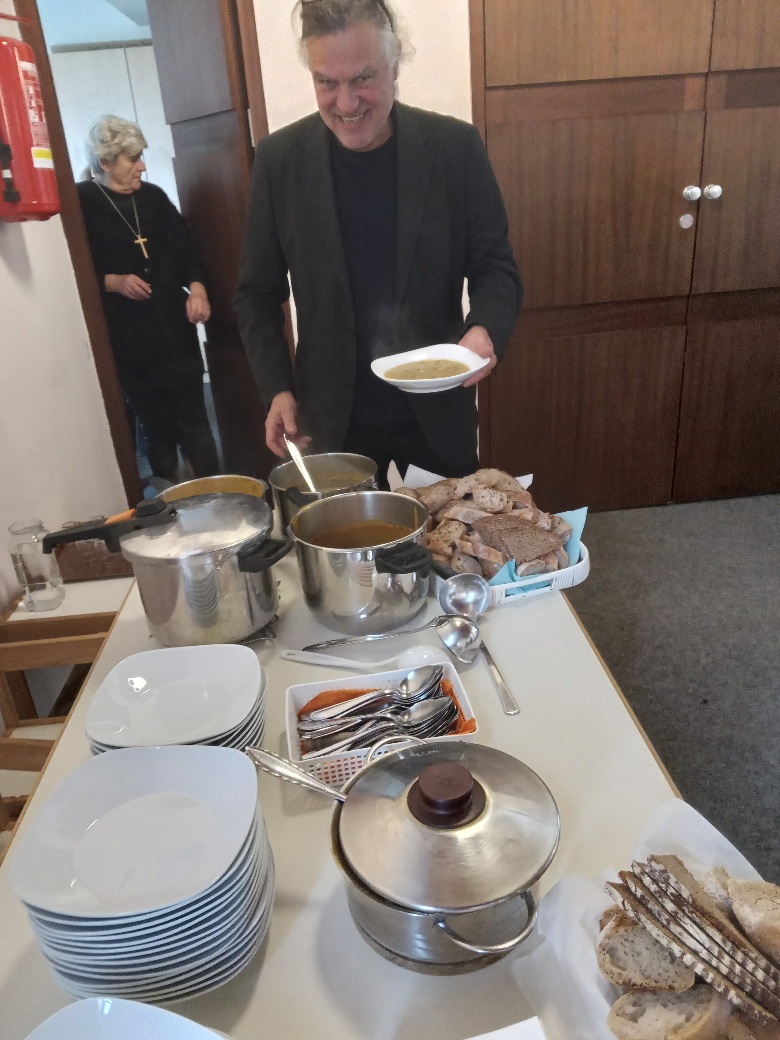 Dietmar Kreuz beim Mittagessen